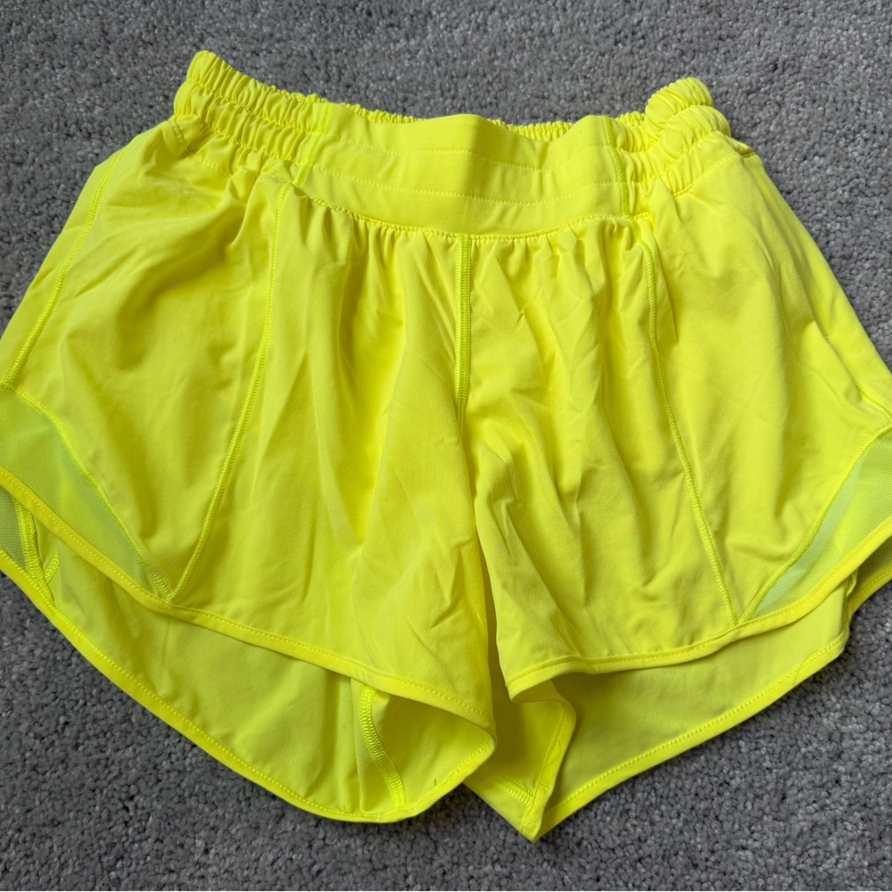 Lululemon Athletica Hotty Hot 2.5 Neon Yellow Shorts